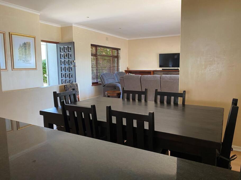 A In Timour Hall Holiday home *
